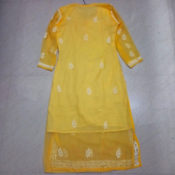 Lakhnawi kurti - Picture 2 of 2